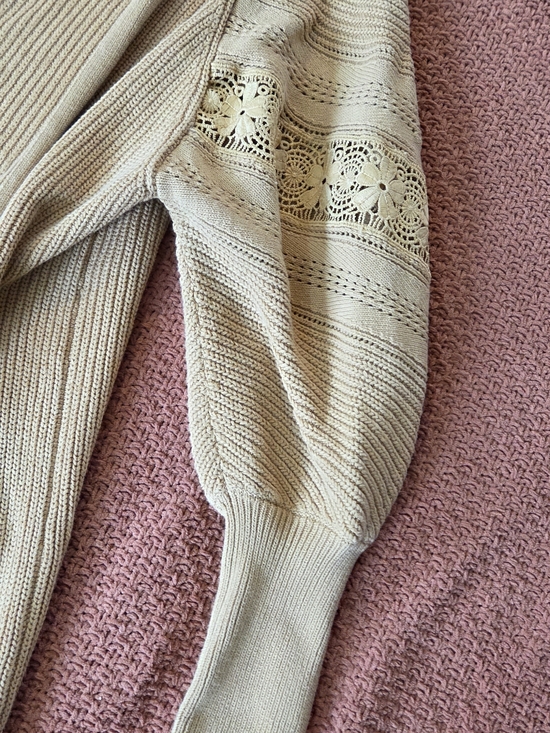 Express Beige Open-Front Cardigan with Lace Sleeve Insets - Picture 3 of 3